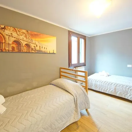 Appartement Ca' Castello Garibaldi 2 *